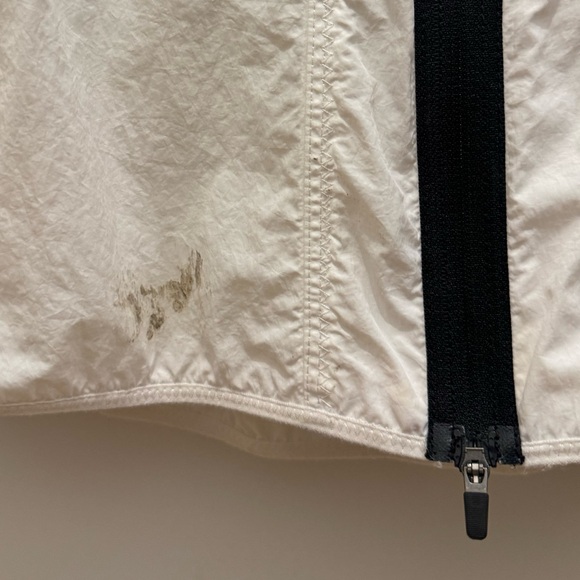 Nike running jacket - Picture 10 of 11